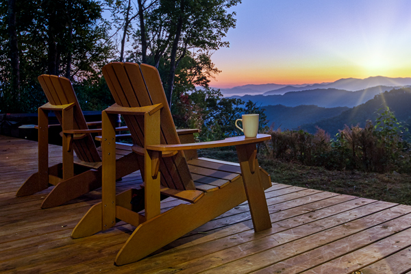 Above it  All vaction rental in Nantahala with scenic mountain view