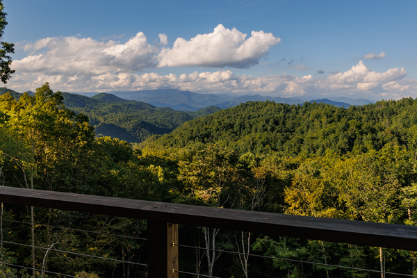 Above the Clouds cabin in Bryson City with scenic mountain view