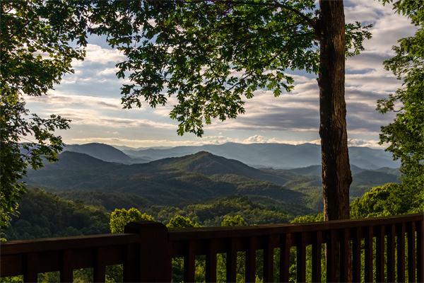 Panoramic Ridge cabin stunning Mountain top View