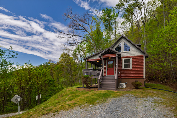 Sky View JEM couples escape log cabin