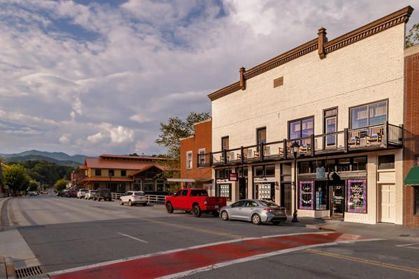 The Kephart Downtown Loft on the River